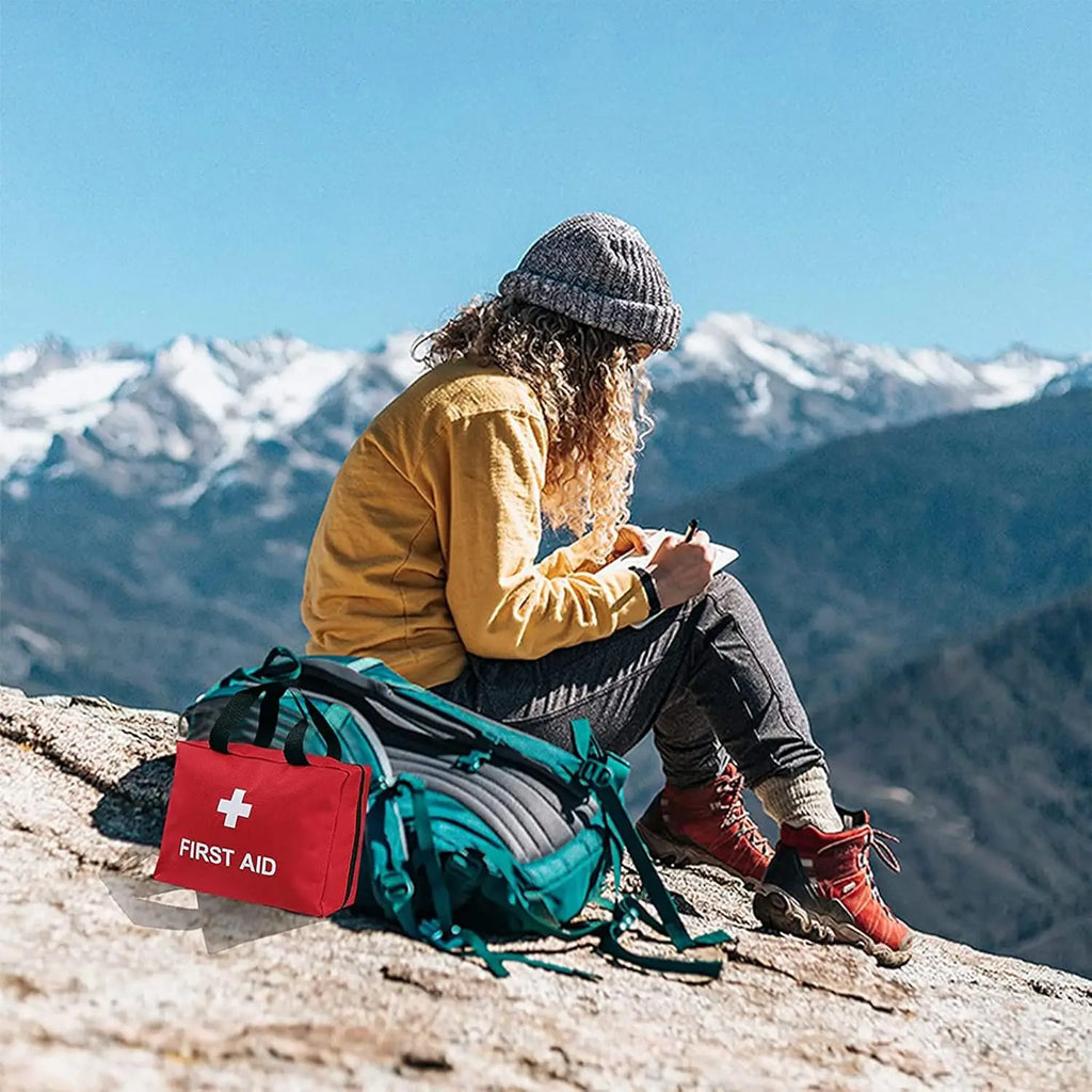 Portable Emergency Street Med Kit (Large - 260 pcs)